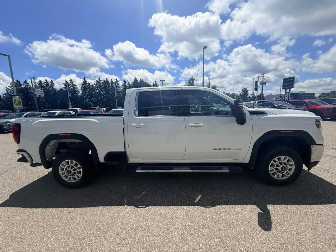 GMC Sierra 2500HD снимка GMC Sierra 2500HD