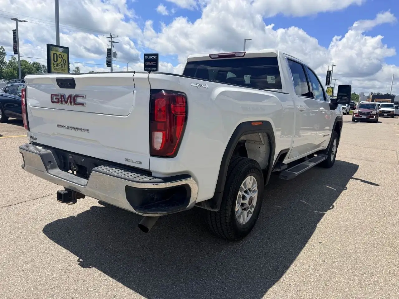 GMC Sierra 2500HD снимка GMC Sierra 2500HD