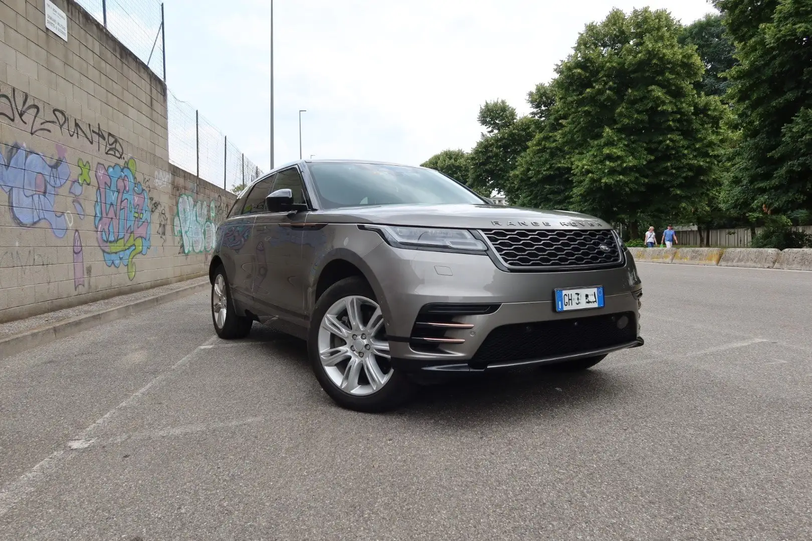 Land Rover Range Rover Velar Range Rover Velar 3.0d i6 mhev SE 4wd 300cv auto Argento - 2