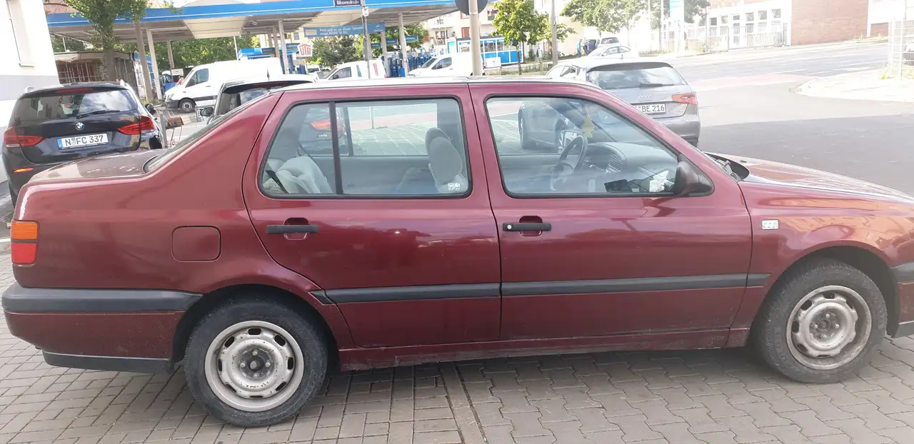 Volkswagen Vento Automatikgetribe Tüv Neu-H-Zulassung OLDTIMER, foto 8