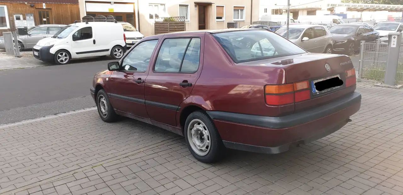 Volkswagen Vento Automatikgetribe Tüv Neu-H-Zulassung OLDTIMER, foto 2