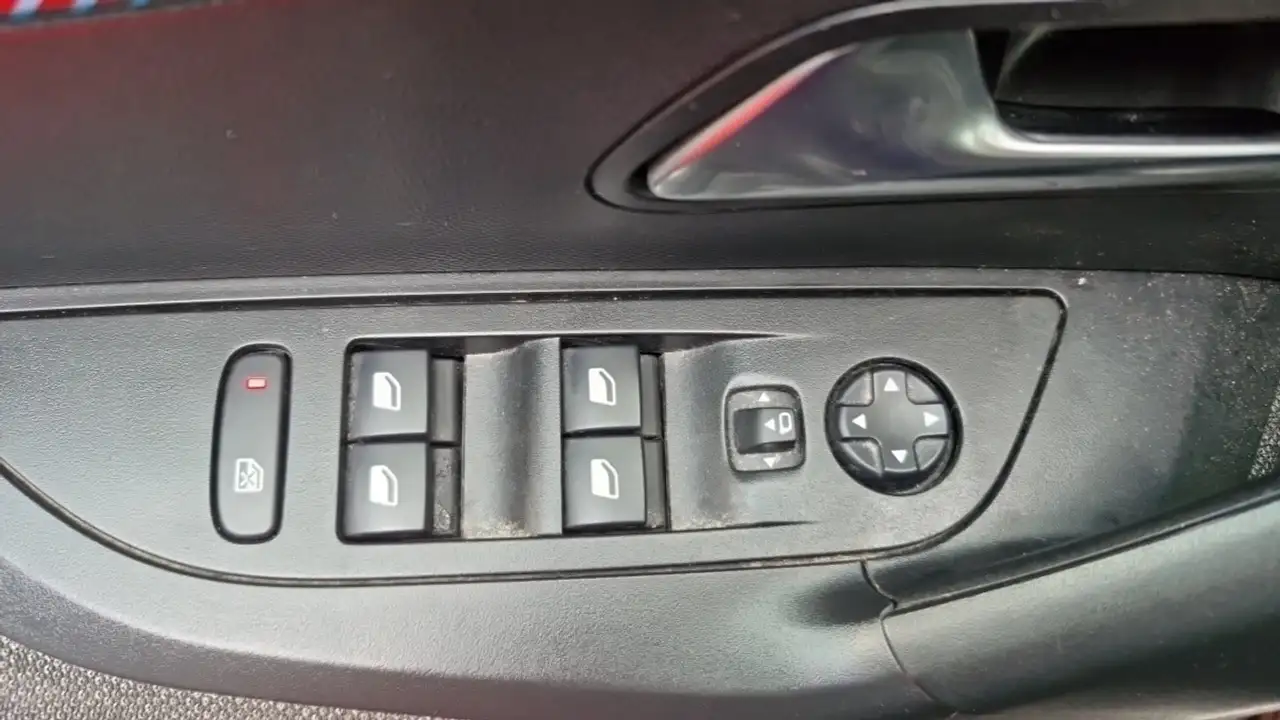 Peugeot 2008 2008 — photo 15