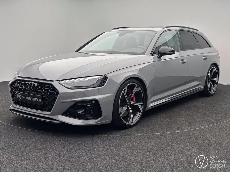 Audi RS4