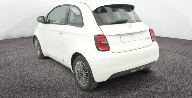 Fiat 500 view 2
