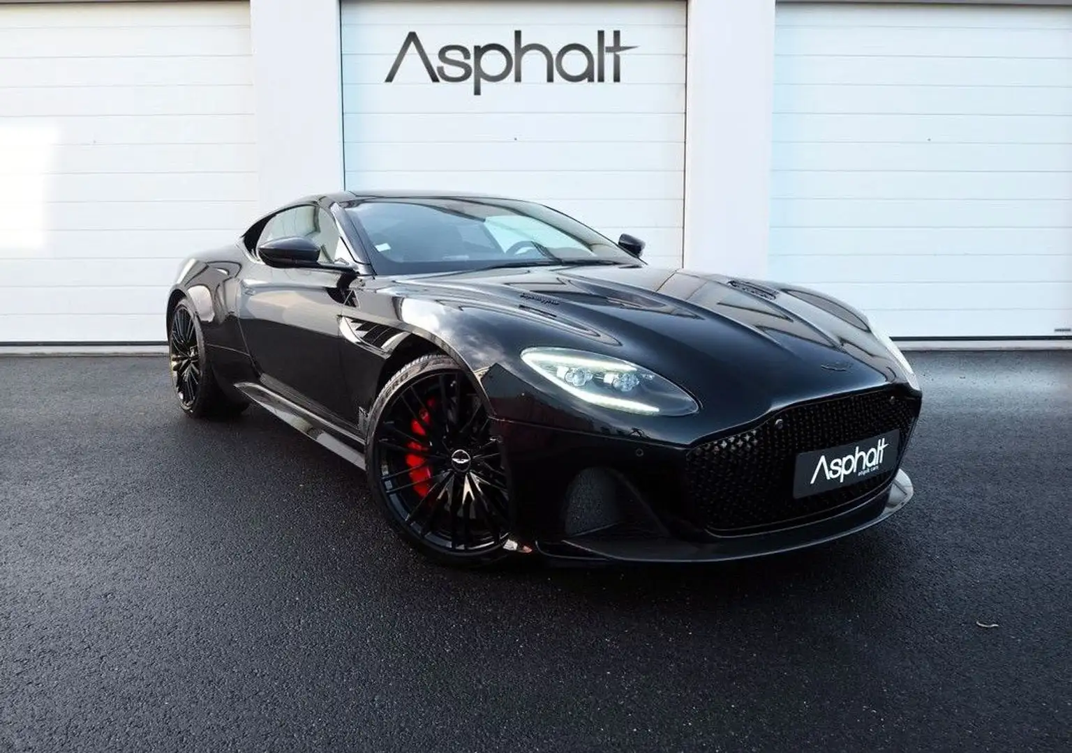 Aston Martin DBS Superleggera V12 5.2L 725cv Schwarz - 1