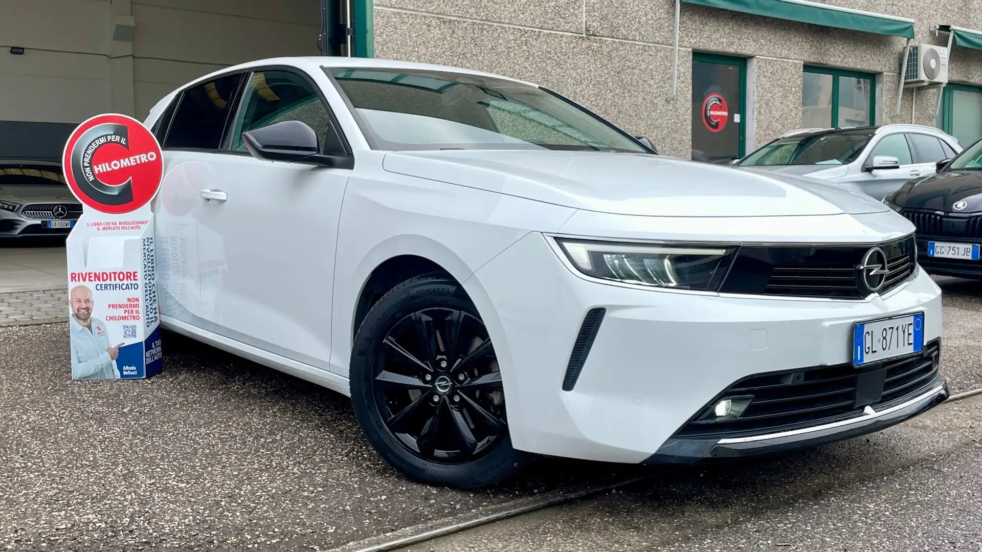 Opel Astra OPEL ASTRA 1.5 TURBO DIESEL BUSINESS ELEGANCE 131C Blanc - 1