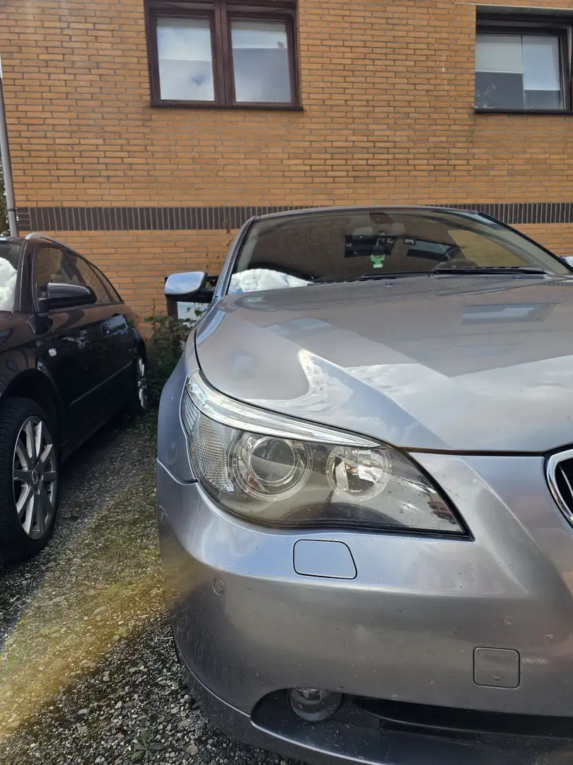 BMW 530 530d Grau - 2