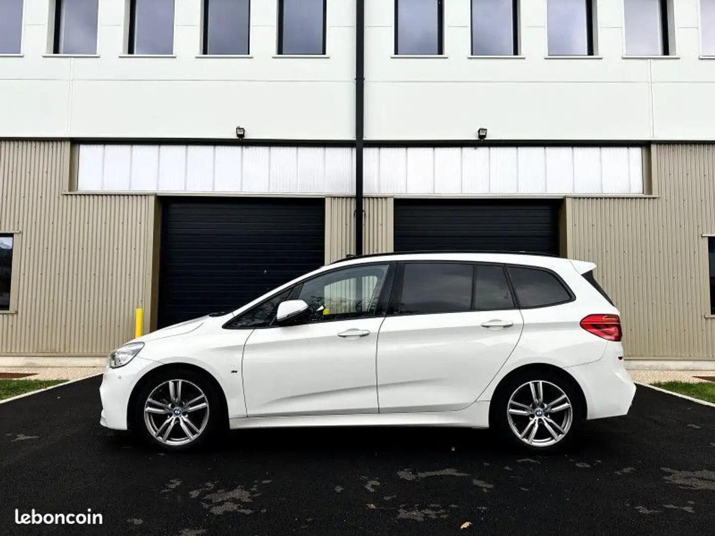 BMW 218 SERIE (F46) 218DA 150CH M SPORT 7 PLACES Blanc - 2
