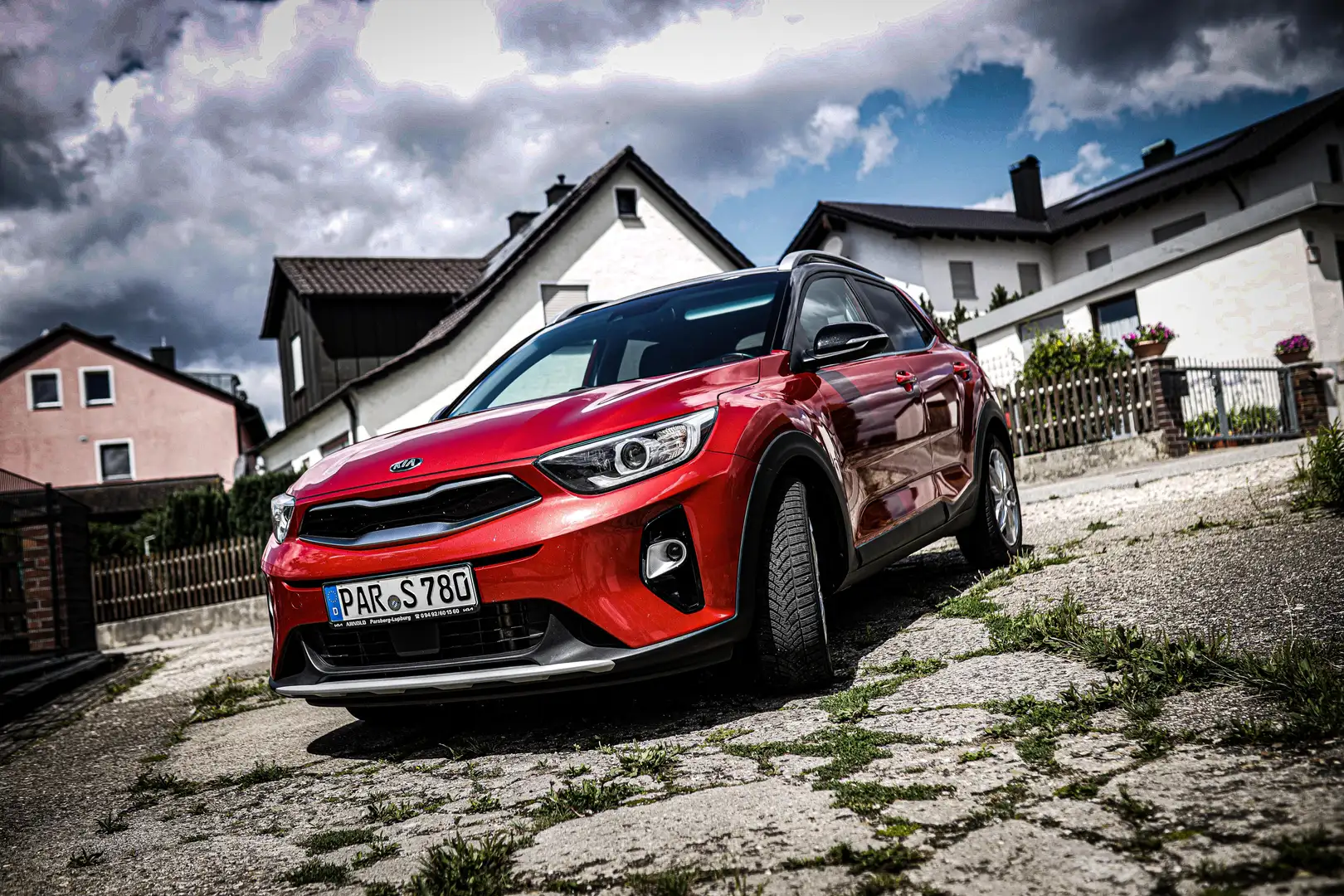 Kia Stonic Platinum Piros - 1