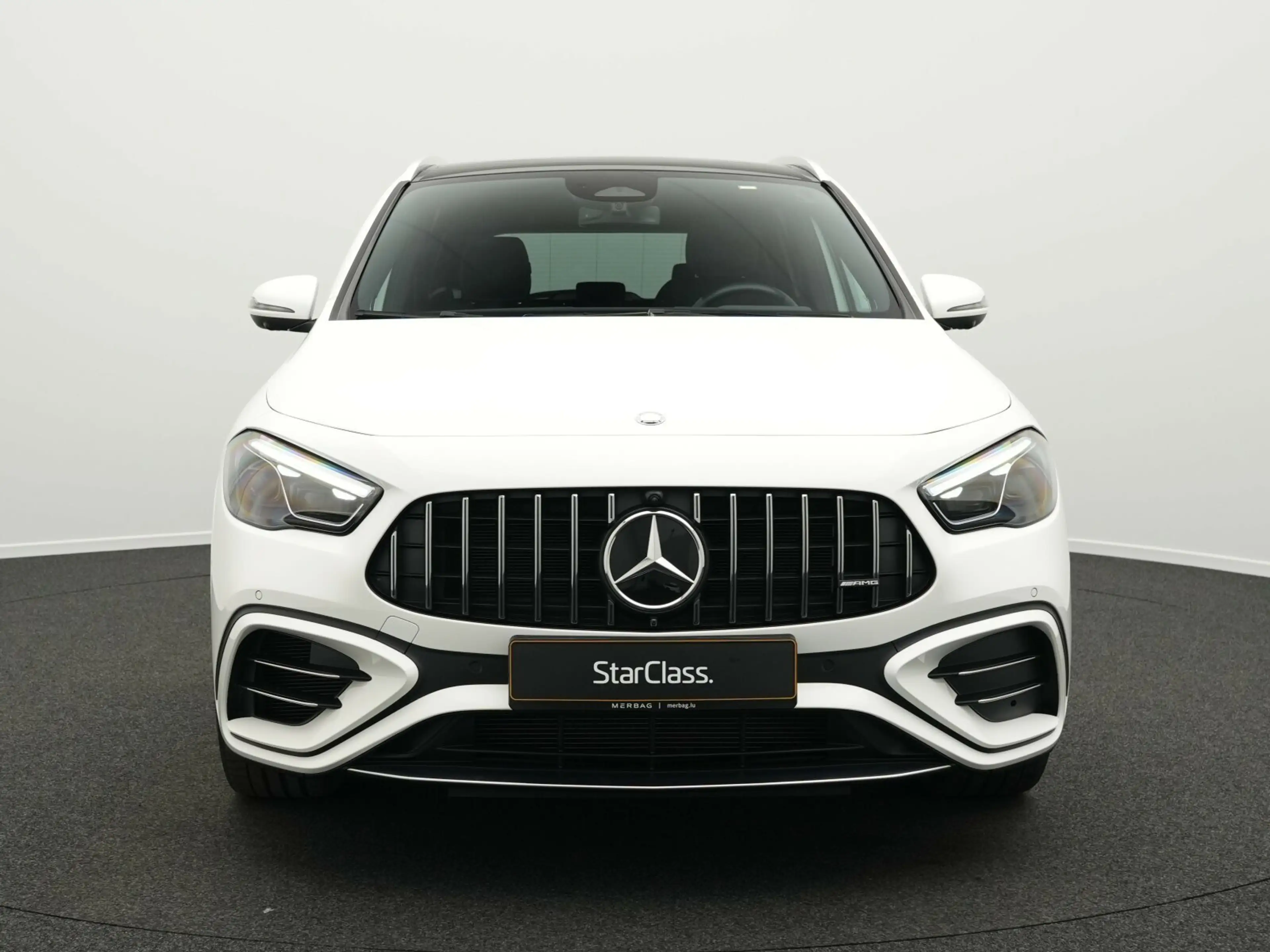 Mercedes-Benz GLA 45 AMG GLA 45 S 4M Multi+Pano+Kamera+360°+Burm+Memo Navi — photo 2