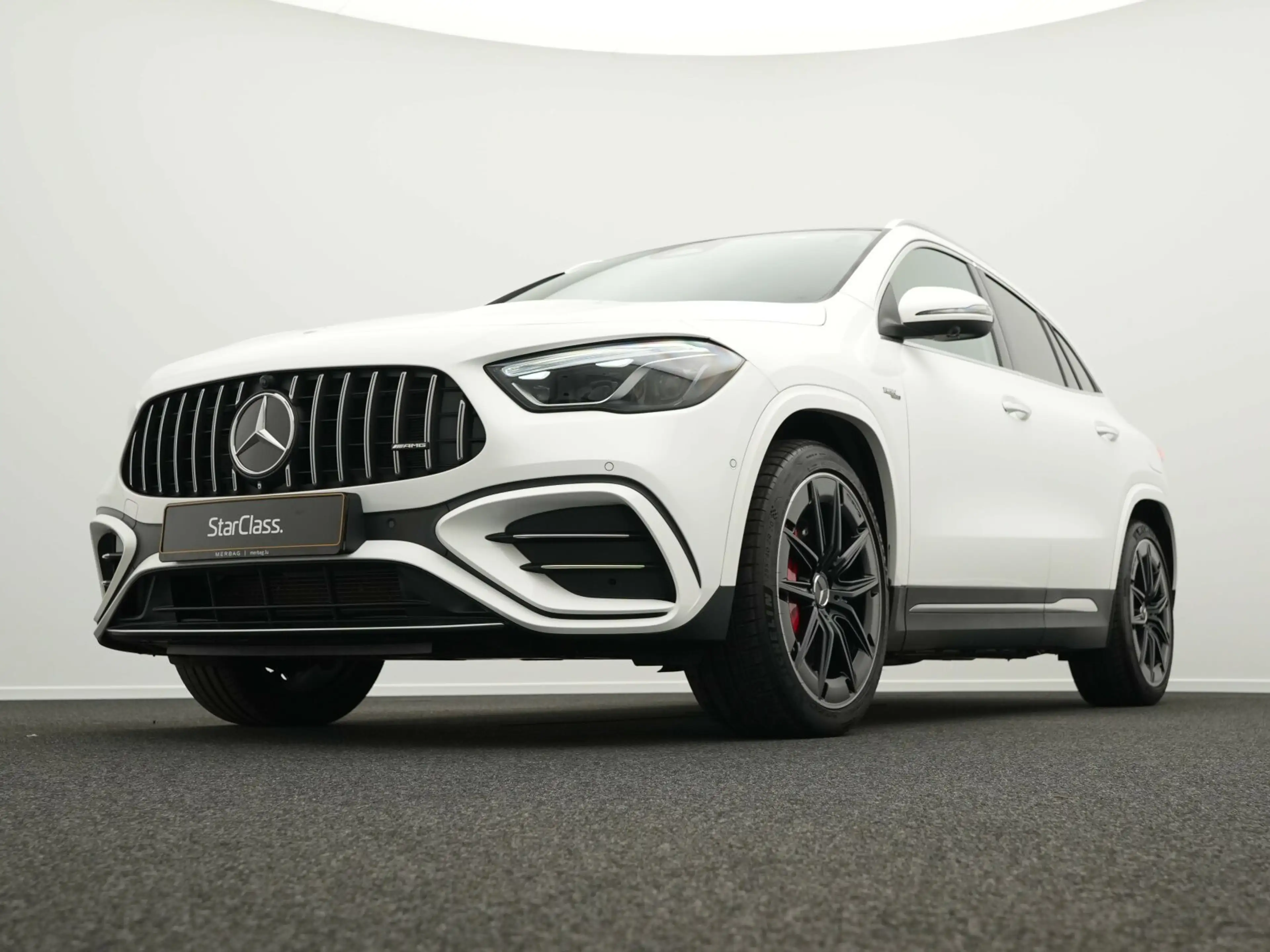 Mercedes-Benz GLA 45 AMG GLA 45 S 4M Multi+Pano+Kamera+360°+Burm+Memo Navi — photo 10