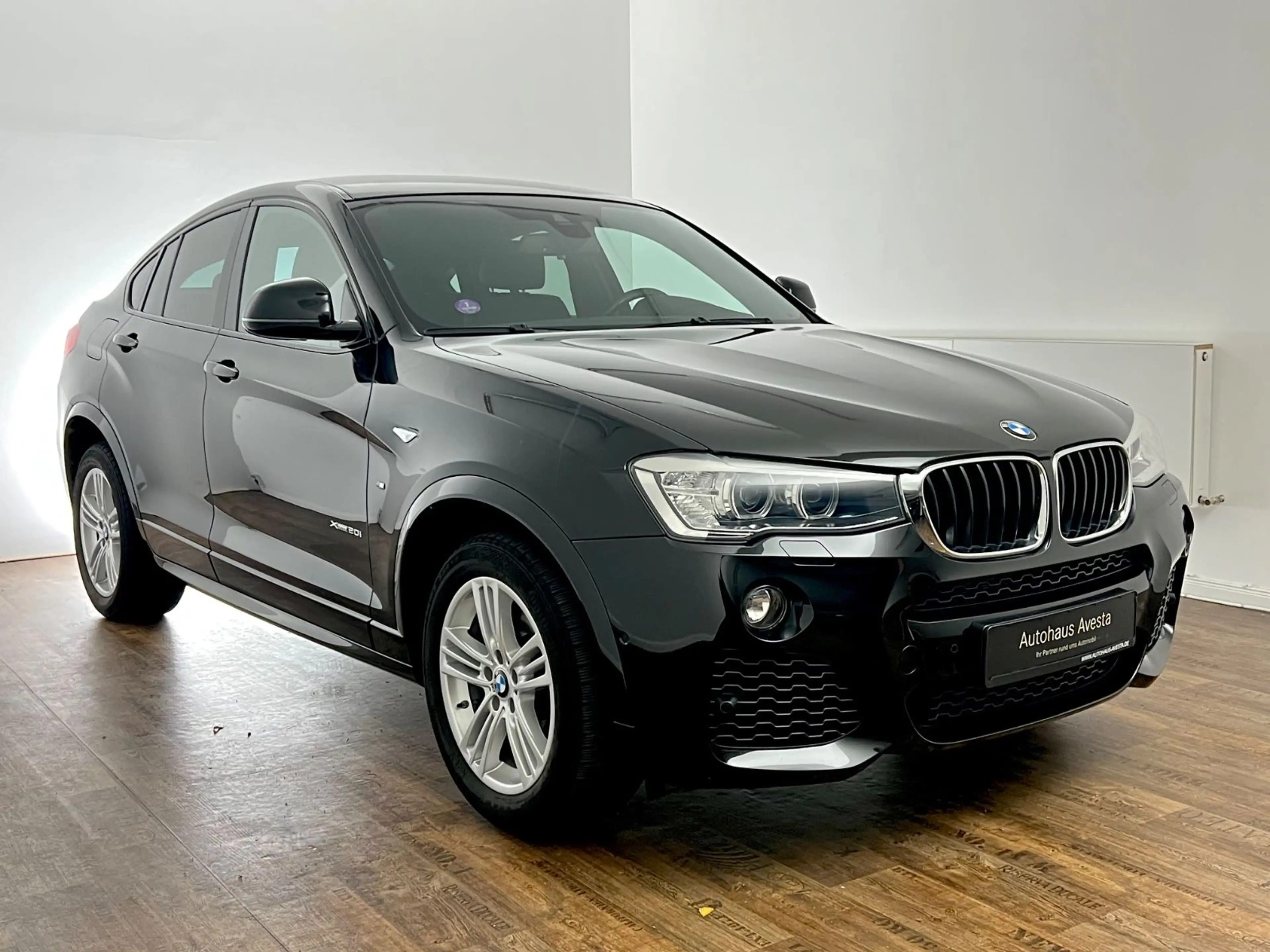 BMW X4 20i  xDRIVE/ 1.HAND / M-PAKET / NUR 79.tKM / — photo 3