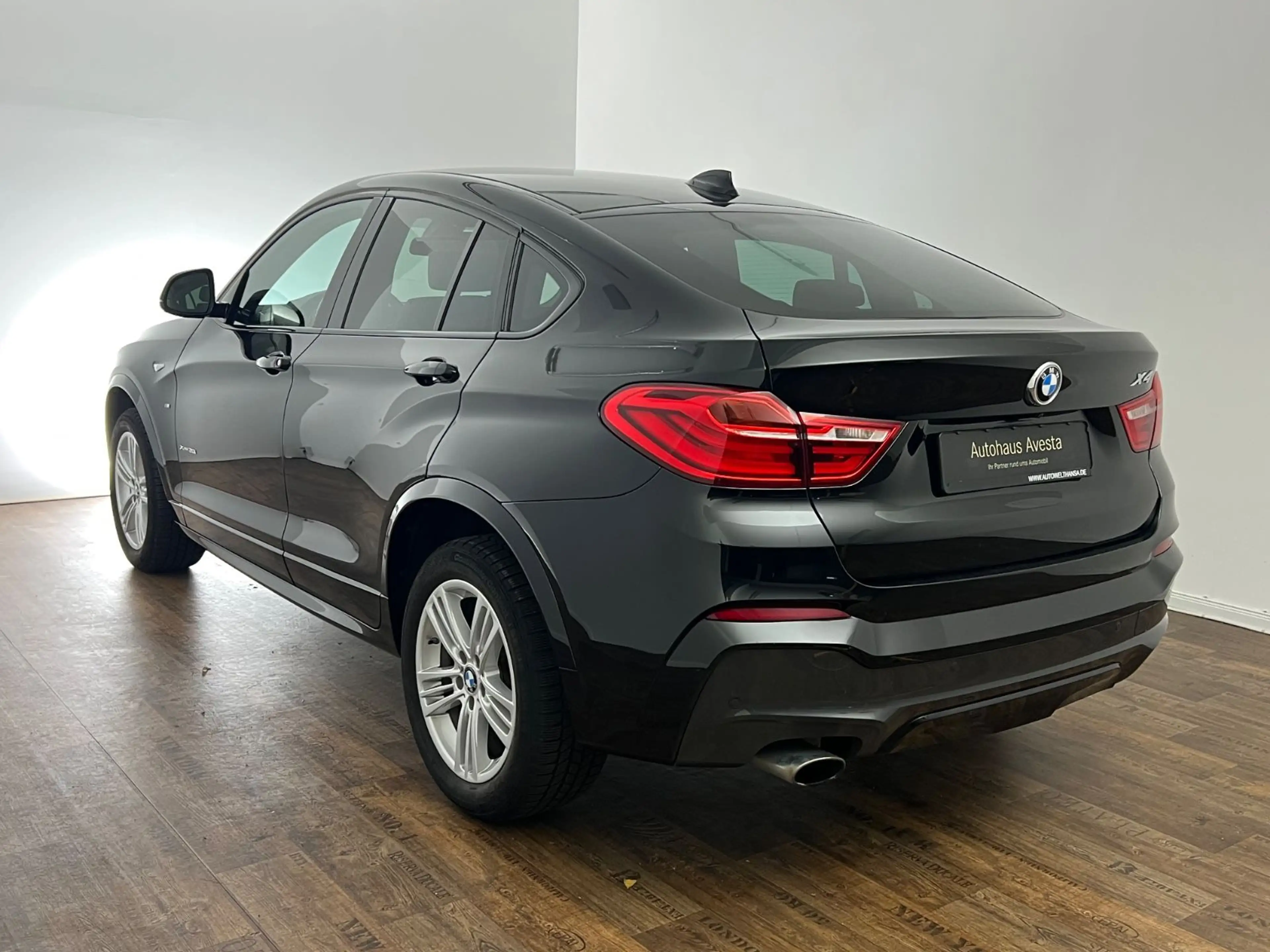 BMW X4 20i  xDRIVE/ 1.HAND / M-PAKET / NUR 79.tKM / — photo 4
