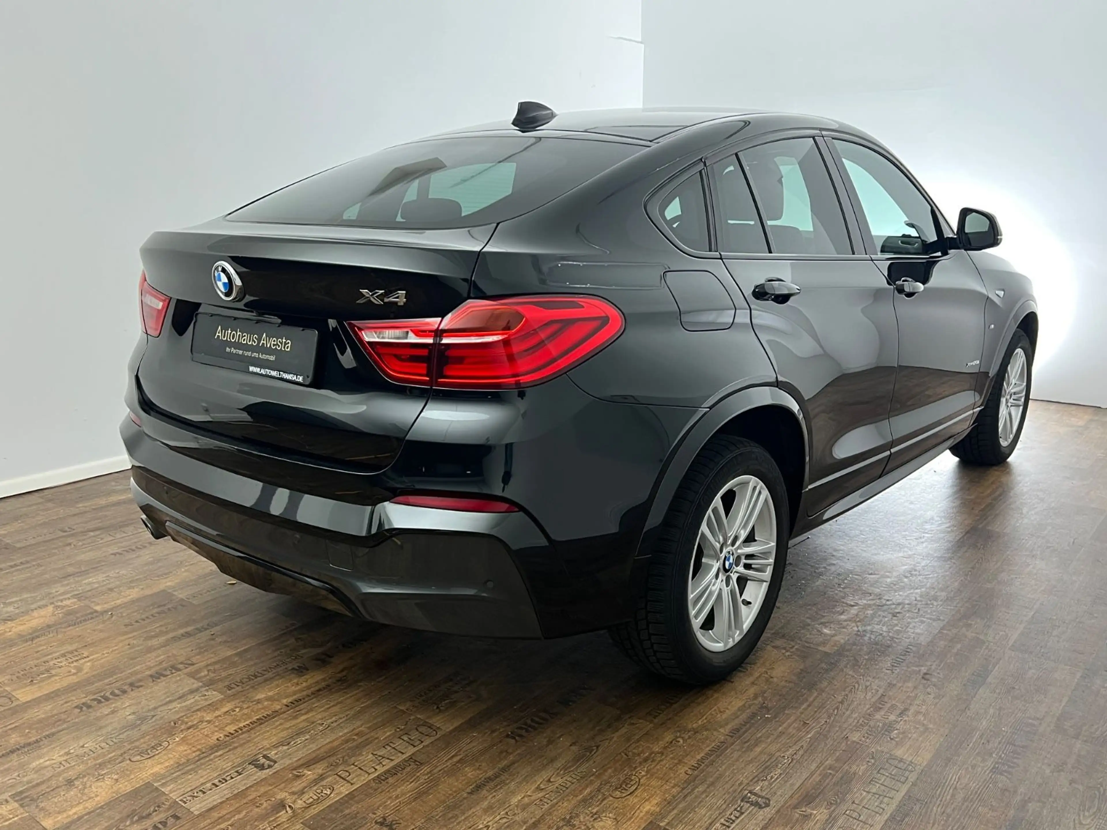 BMW X4 20i  xDRIVE/ 1.HAND / M-PAKET / NUR 79.tKM / — photo 5