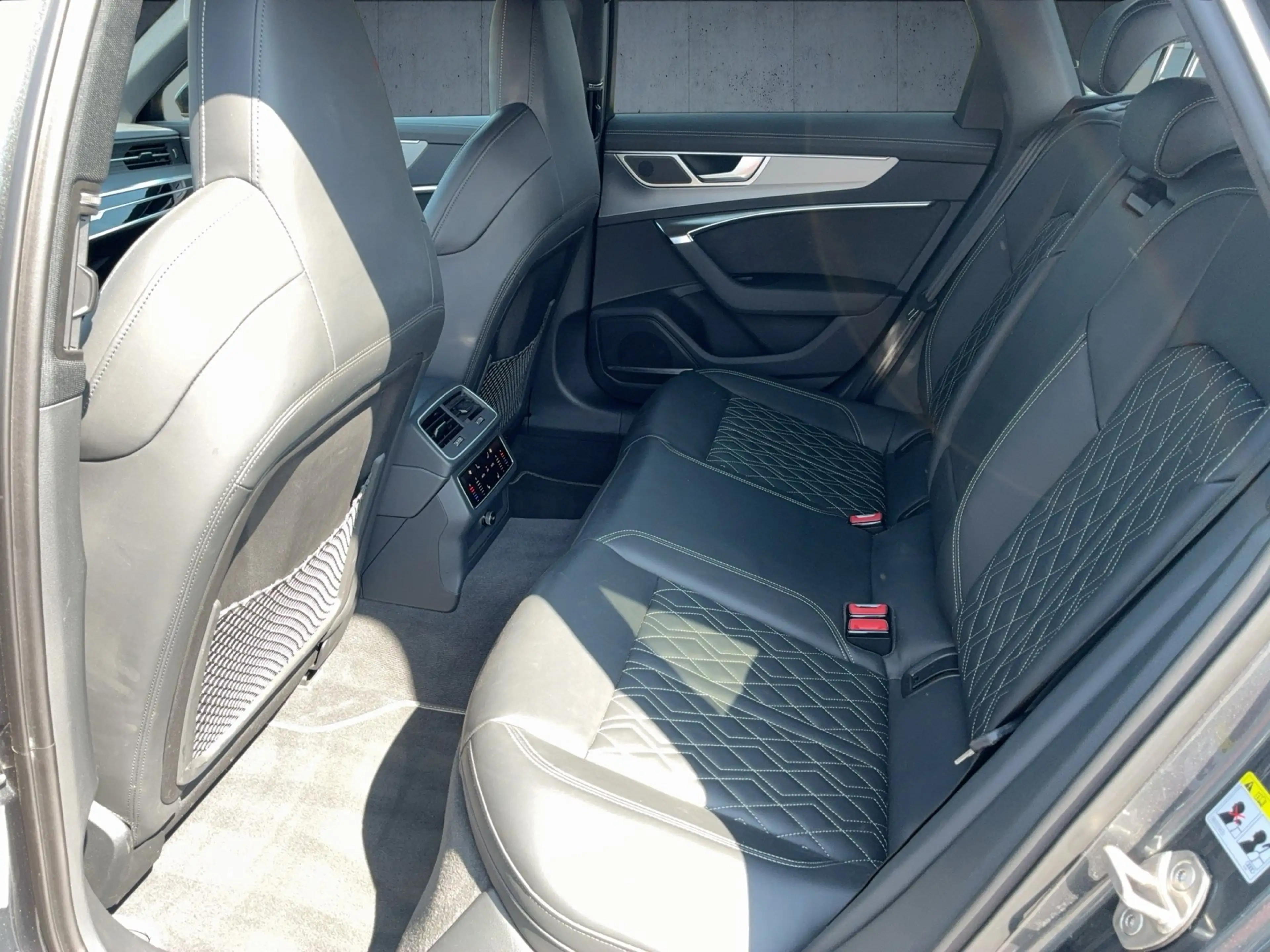 Audi S6 Avant  Avant kW(PS) tiptronic 360 3xKlima — photo 13