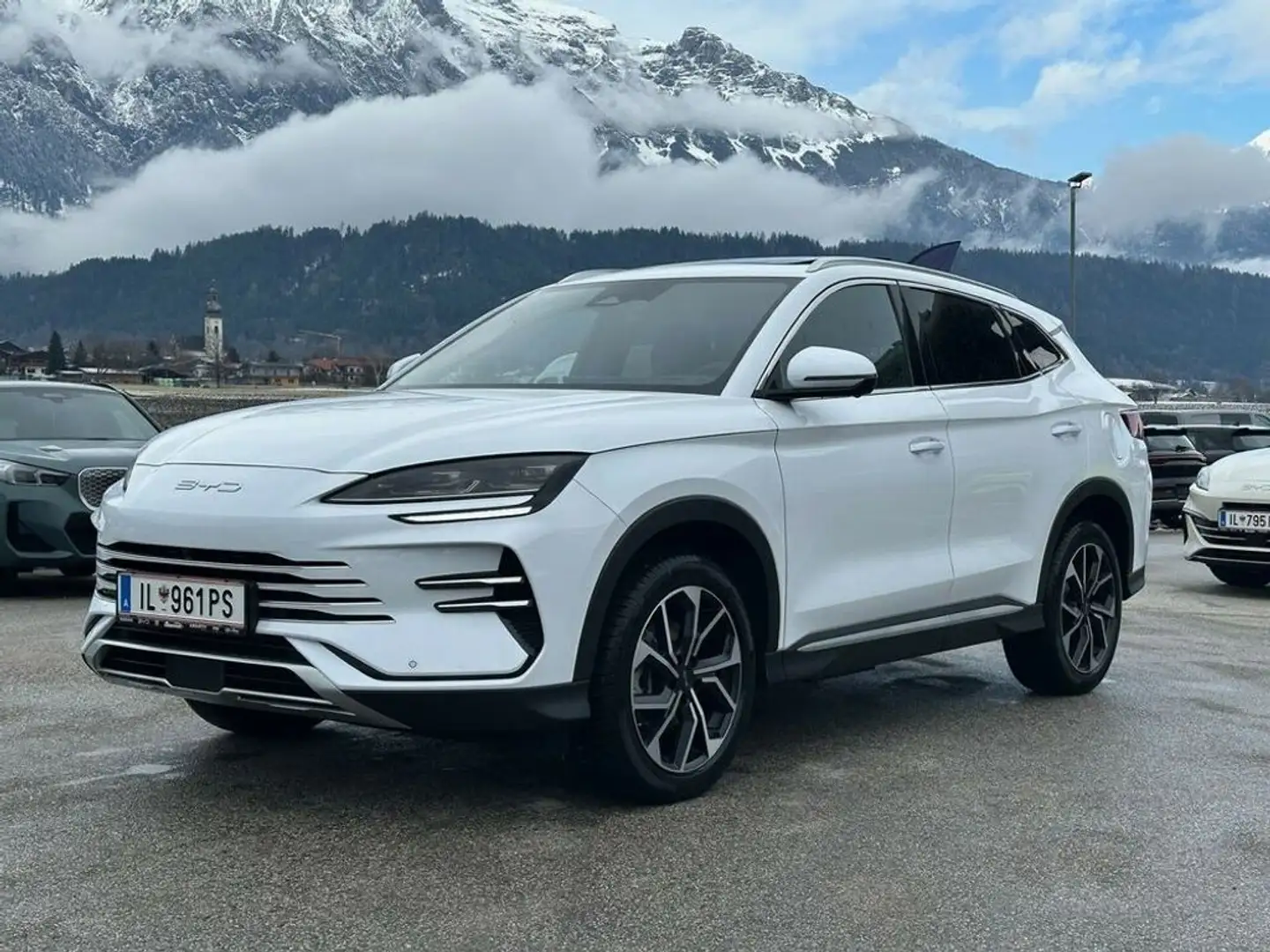 BYD Seal U DM-i PHEV 18,3kWh Design Ö-Paket *Allrad* Weiß - 2