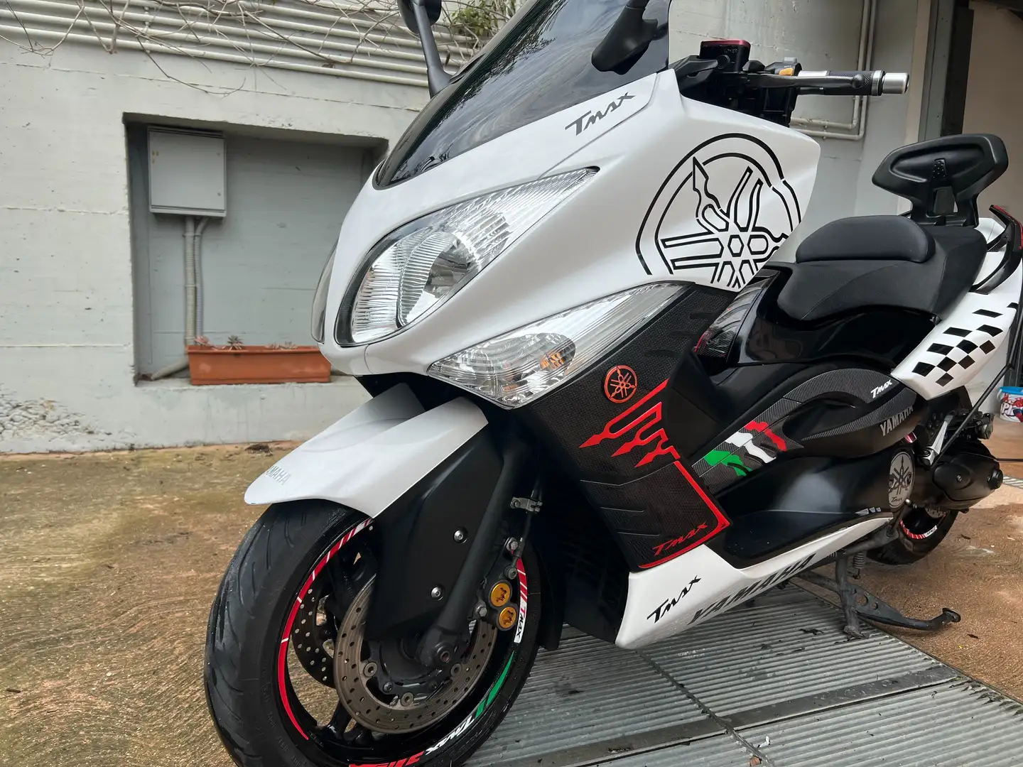 Yamaha TMAX 500 white ABS Bianco - 2