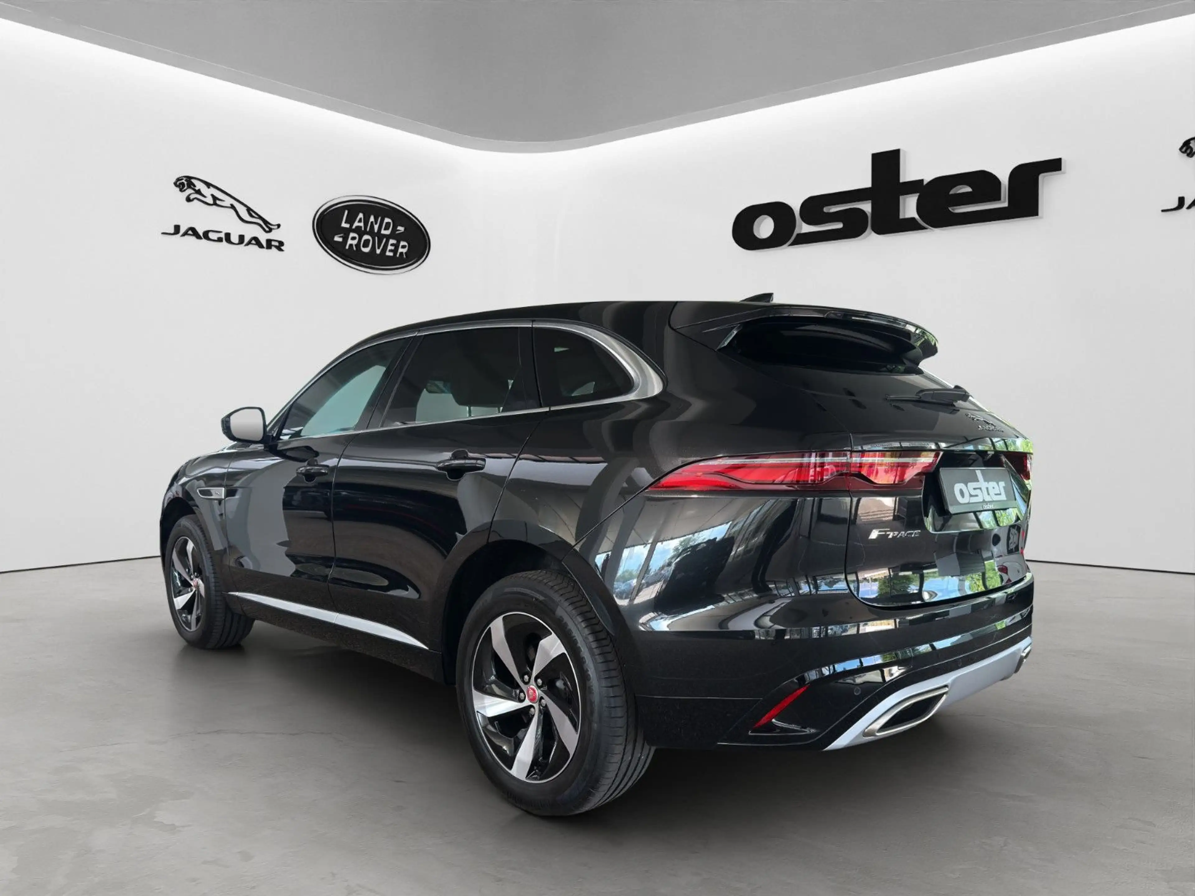 Jaguar F-Pace D300 SE AWD | Pano | Standheizung | AdSR — photo 4
