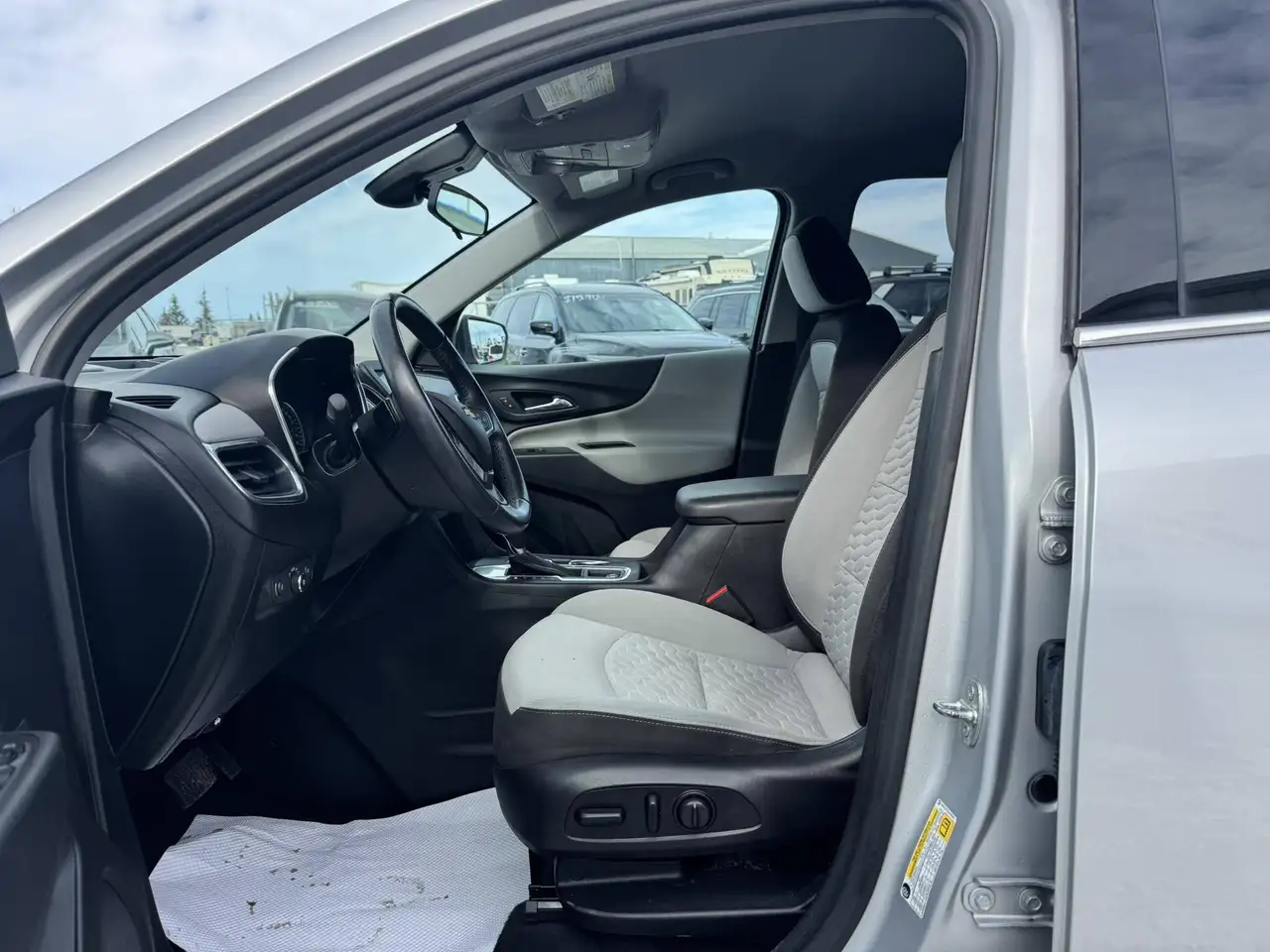 Chevrolet Equinox снимка Chevrolet Equinox