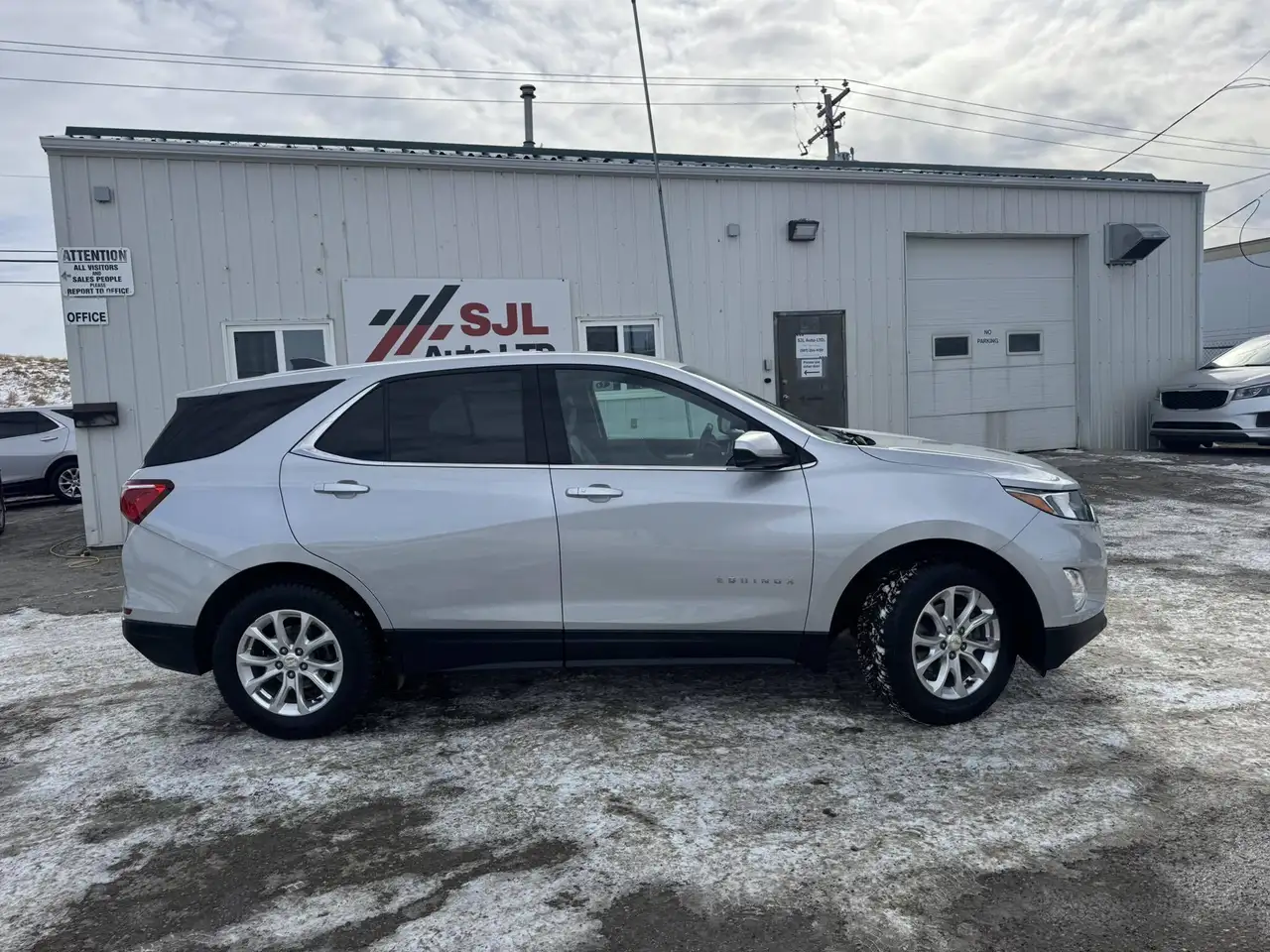 Chevrolet Equinox снимка Chevrolet Equinox