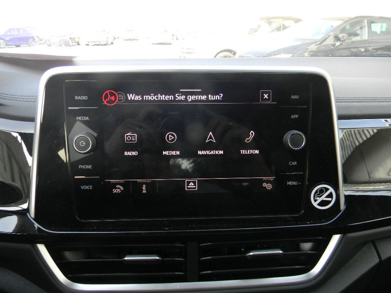 Volkswagen T-Roc R-Line 1,5 TSI 7 GANG DSG AHK KAMERA — photo 15
