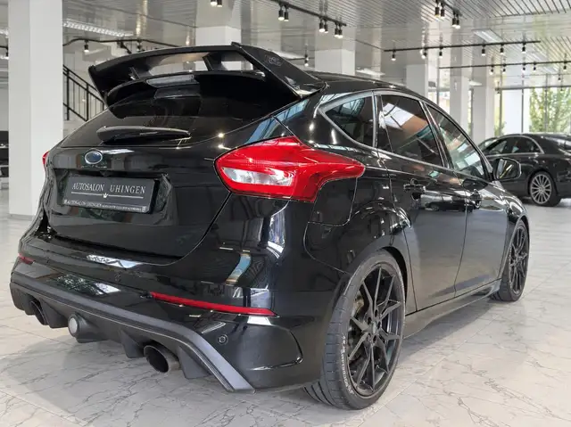 Ford Focus view 2