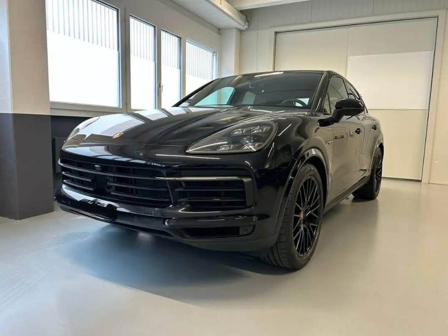 Porsche Cayenne E-Hybrid Tiptronic S - 1