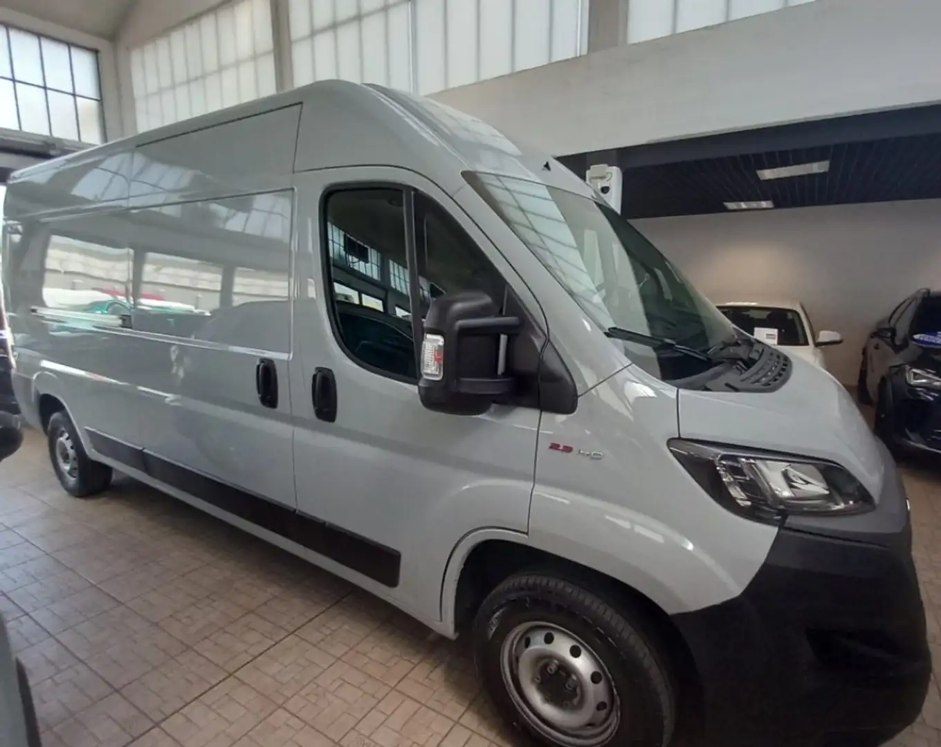 Fiat Ducato 33 2.3 MJT 140CV PASSO LUNGO TETTO ALTO Grigio - 2
