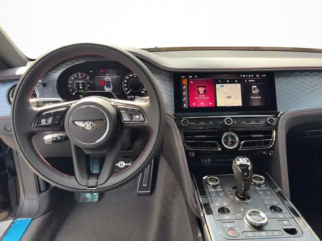 Bentley Flying Spur view 12