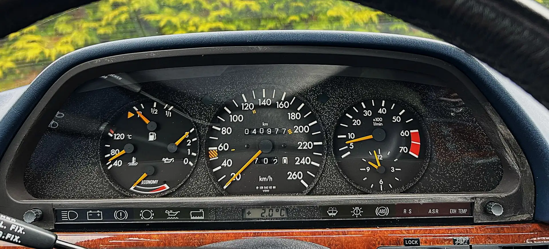 Mercedes-Benz 560 SEC Coupé 40.000 KM Oldtimer "ETAT SHOW-ROOM" Alb - 2