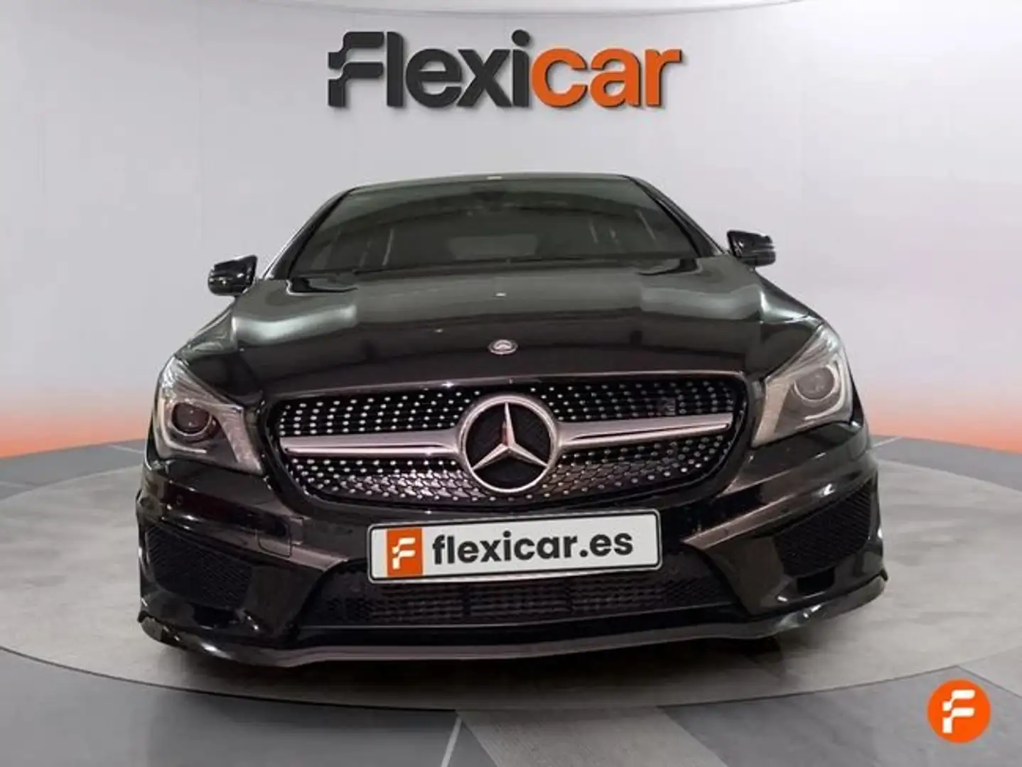 Mercedes-Benz CLA 200 Shooting Brake 200d Negro - 2