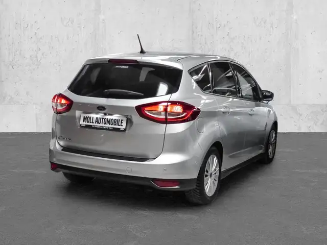 Ford C-Max view 2