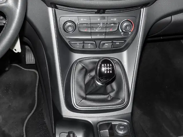 Ford C-Max view 9