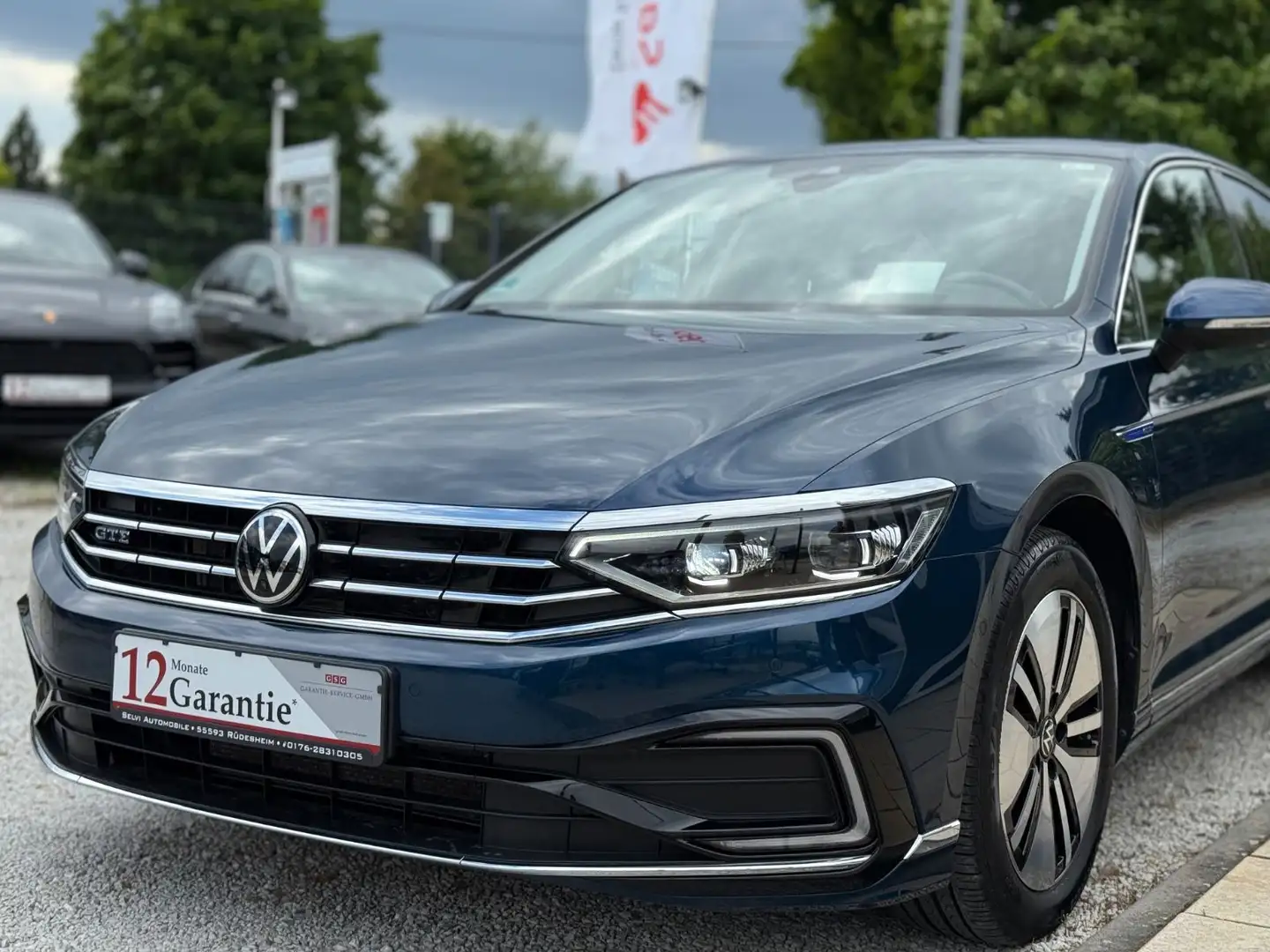 Volkswagen Passat GTE AHK MATRIX DCC ACC 360° Massage Nappa Blau - 1