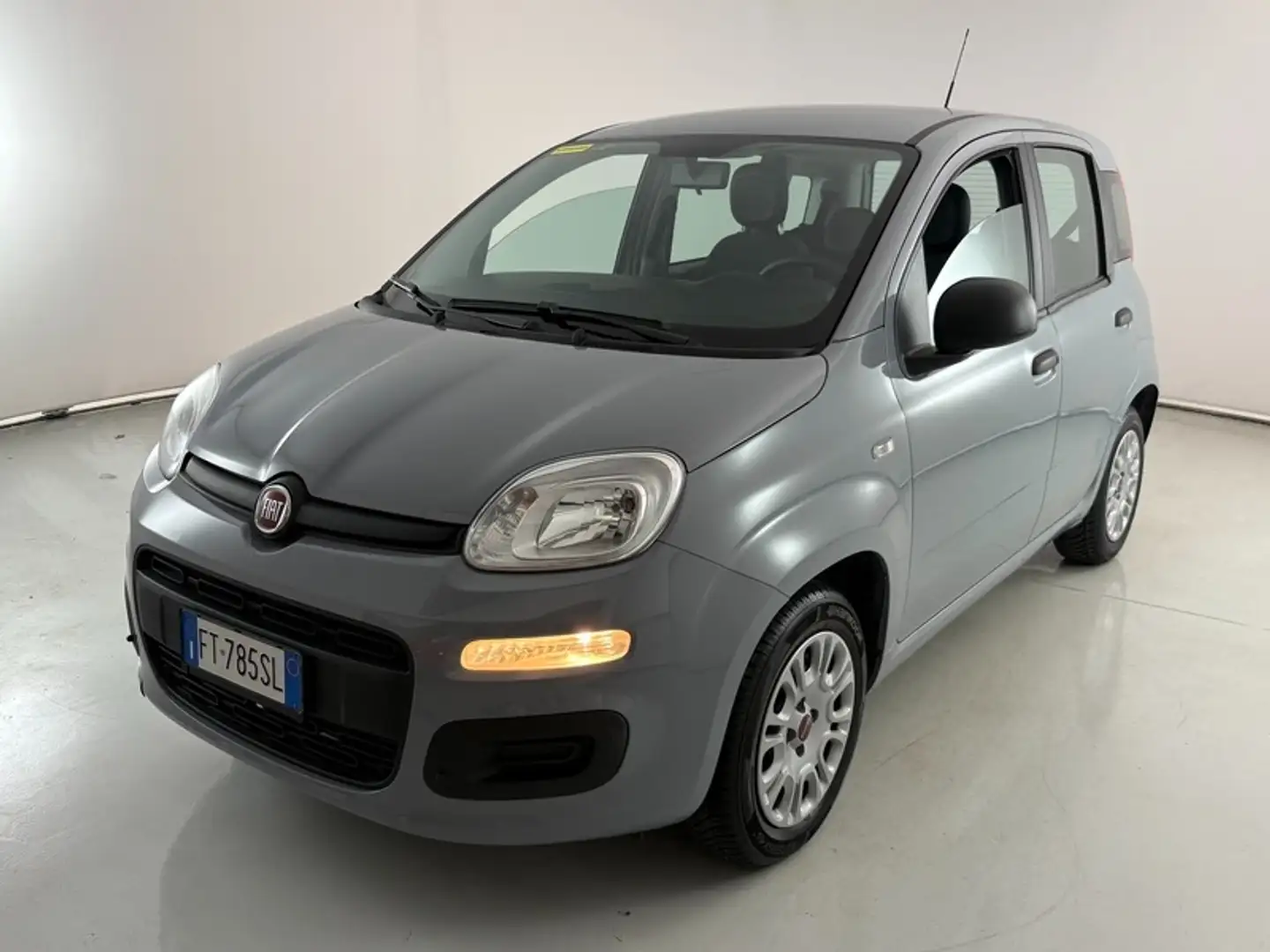 Fiat Panda 1.2 EasyPower Easy Grijs - 1