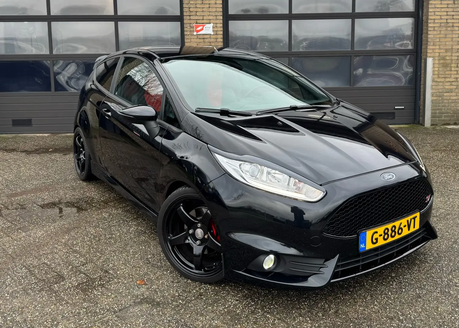 Ford Fiesta 1.6 ST-line, stage 2 tuning, RVS downpipe Zwart - 2