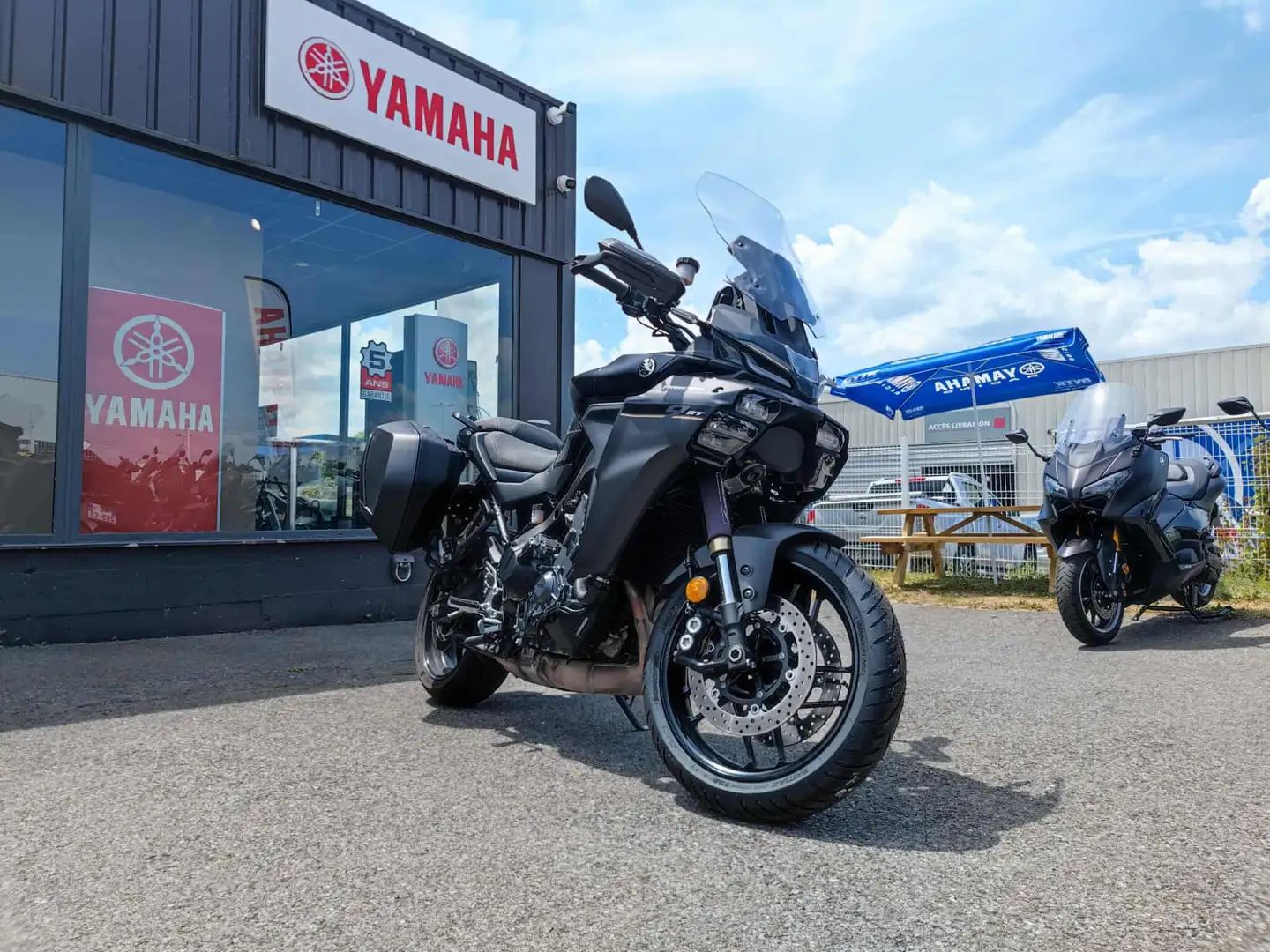 Yamaha Tracer 9 GT Noir - 1
