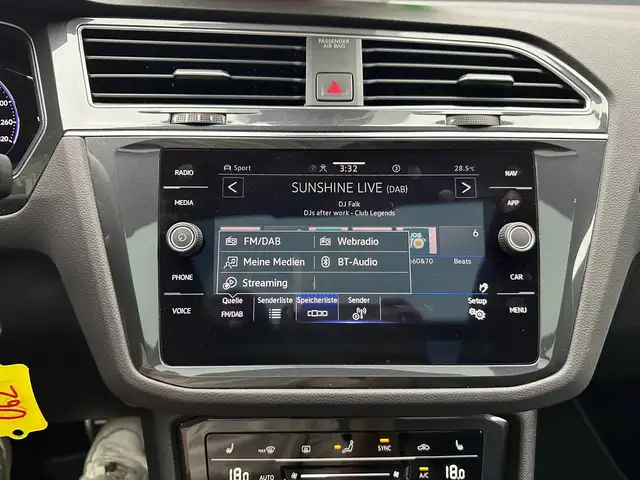 Volkswagen Tiguan view 29