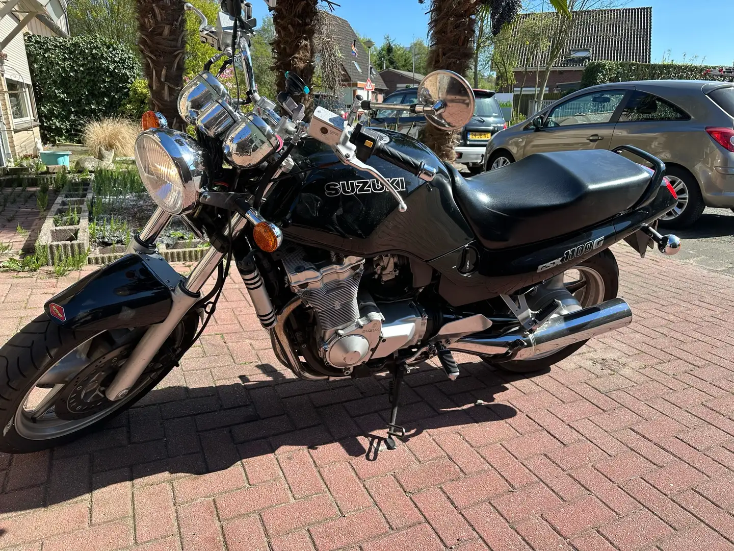 Suzuki GSX 1100 GSX1100G Black - 1