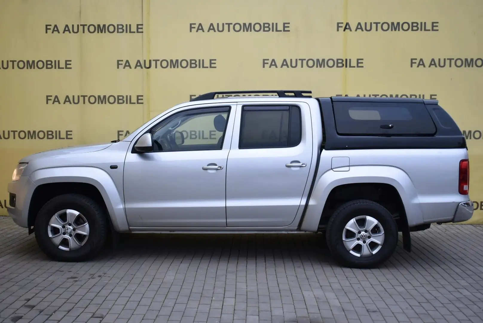 Volkswagen Amarok DoubleCab 4Motion/PDC/SHZ/AHK/WEBASTO/ Argintiu - 2