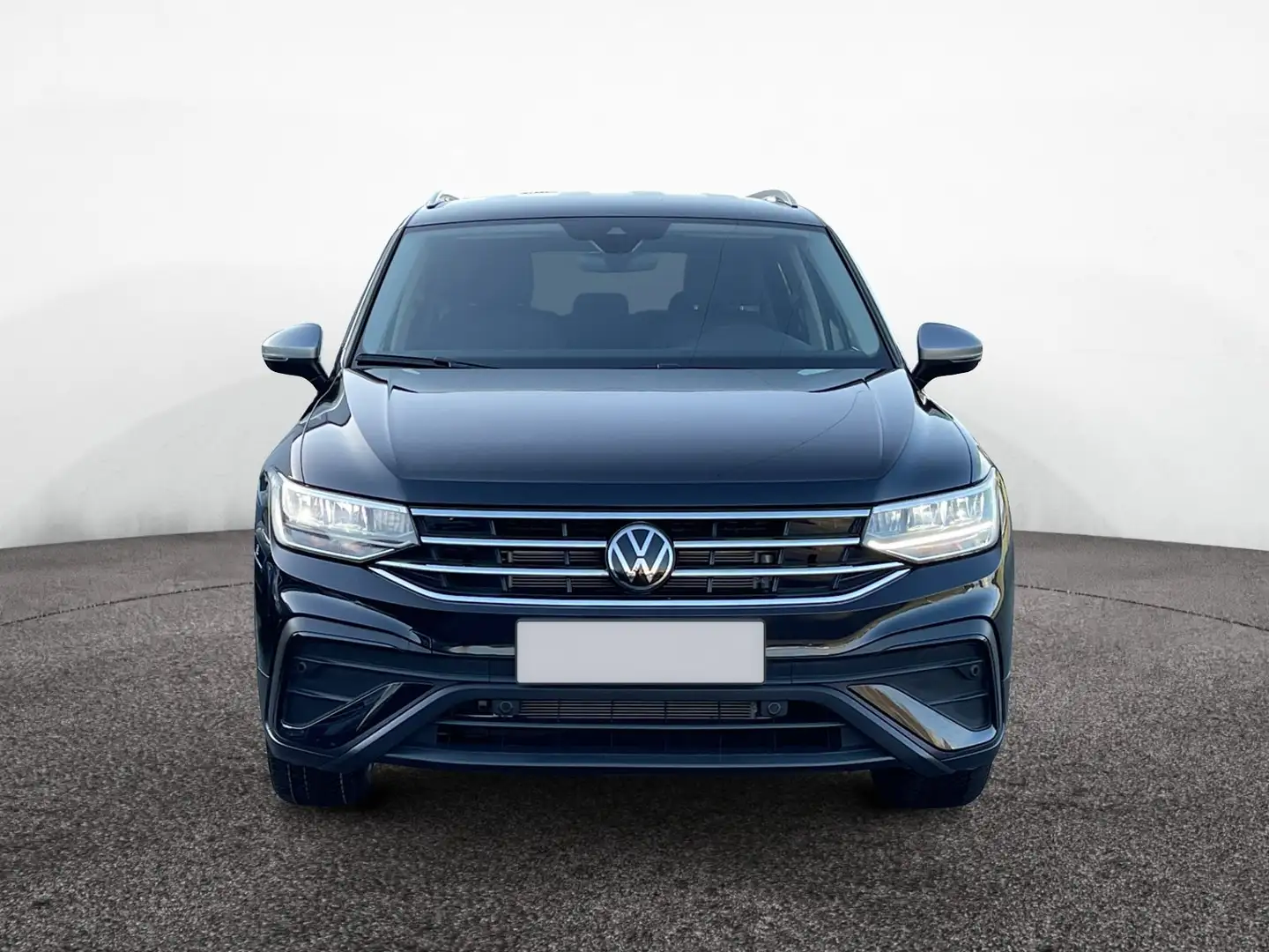 Volkswagen Tiguan Allspace Life 4Mo TSI DSG|7-S|AHK|eHECK Schwarz - 2