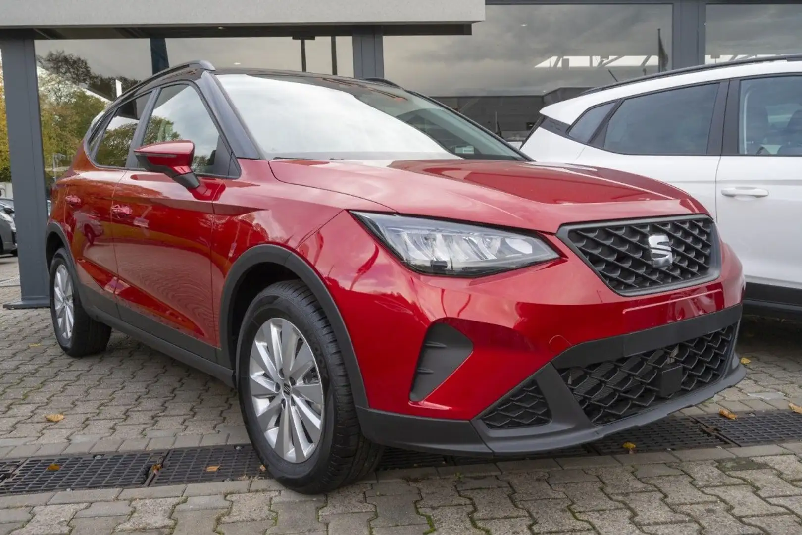 SEAT Arona Road Edition 1.0 TSI NAV+Allwetter+SitzHZ Rot - 2