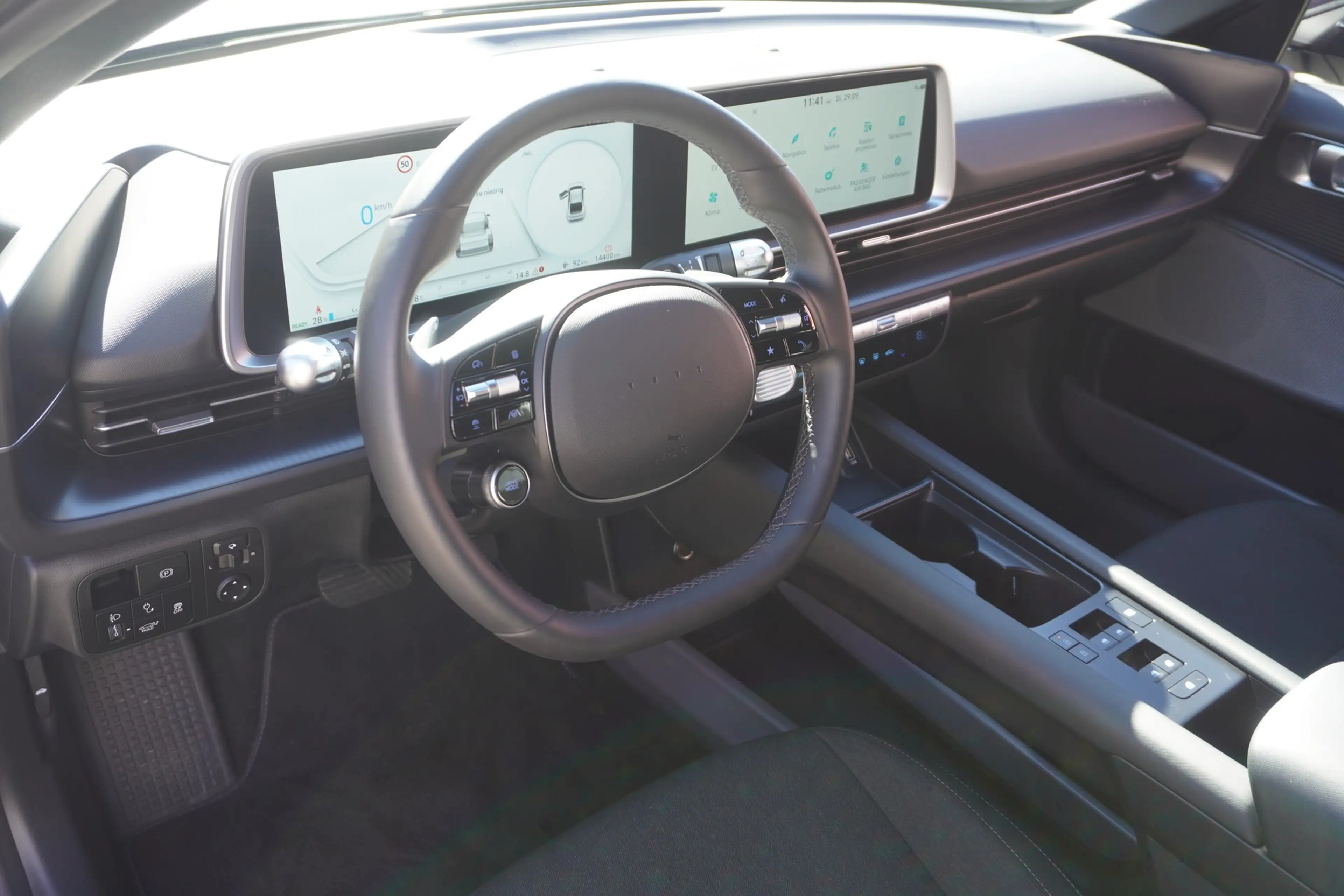 Hyundai IONIQ 6 Ioniq 6 Elektro LED Navi ACC Kamera Winterpaket — photo 11