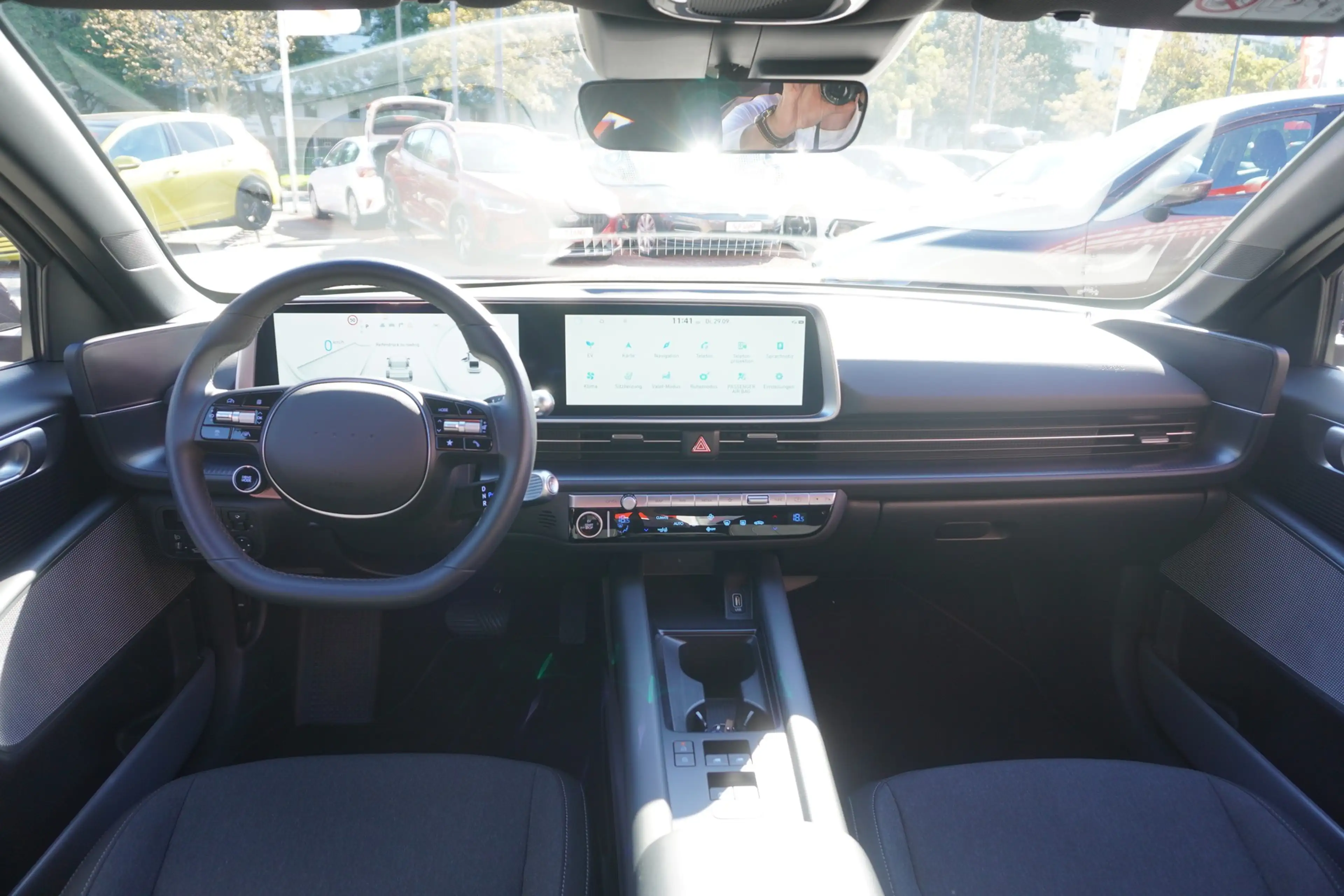 Hyundai IONIQ 6 Ioniq 6 Elektro LED Navi ACC Kamera Winterpaket — photo 12