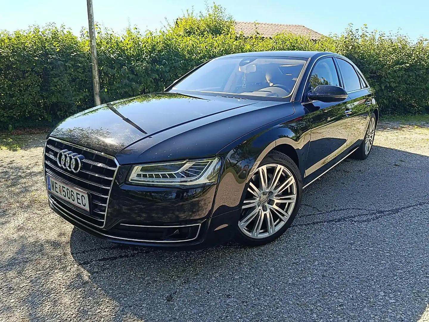 Audi A8 3.0 TDI clean diesel quattro Schwarz - 1