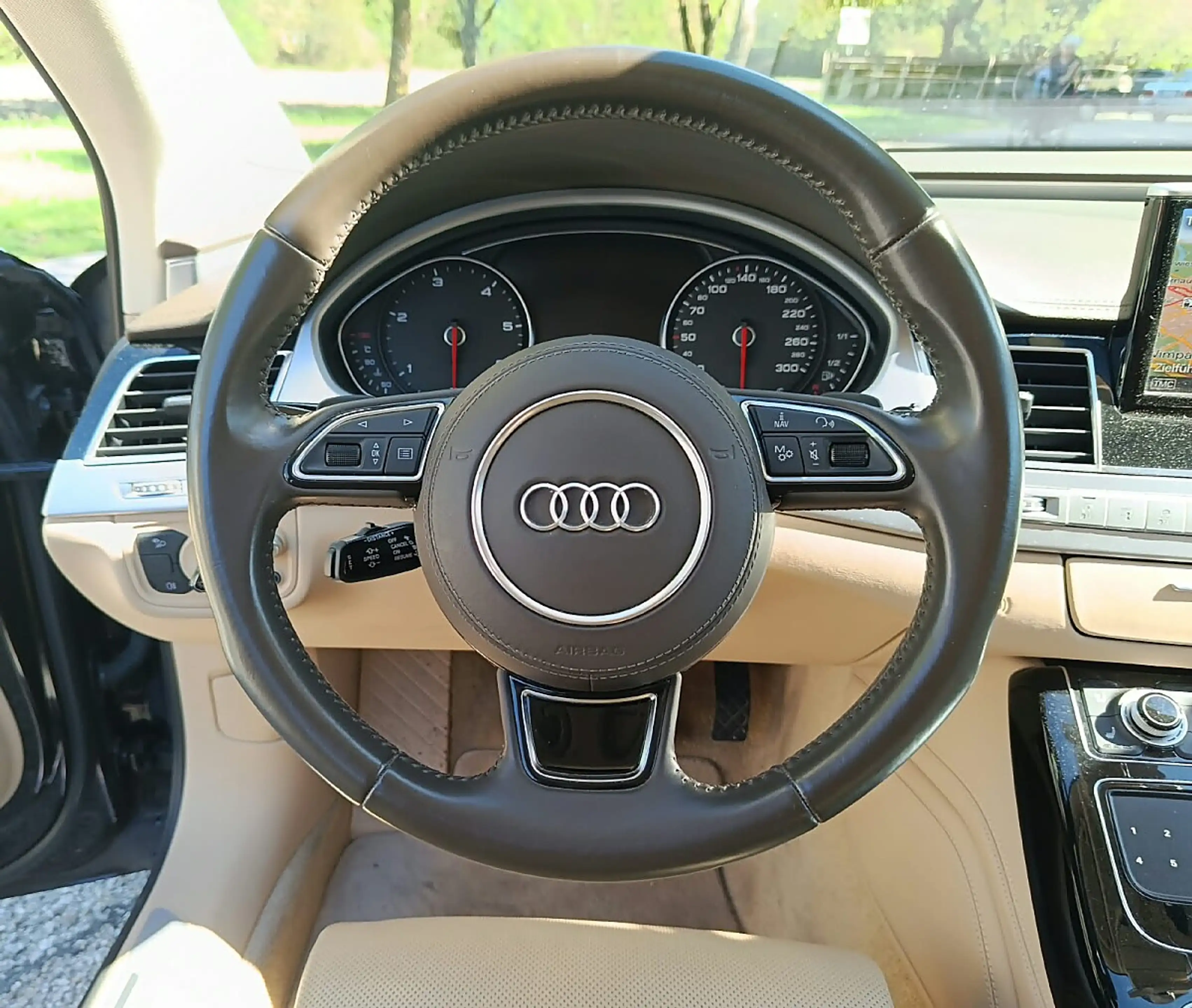 Audi A8 3.0 TDI clean diesel quattro — photo 9