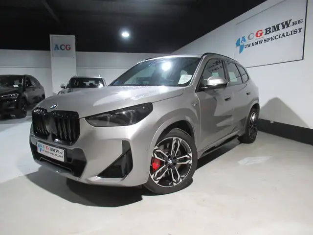 BMW X1 20i MHEV M SPORT PRO Pack Comf Drive Assis TOP!
