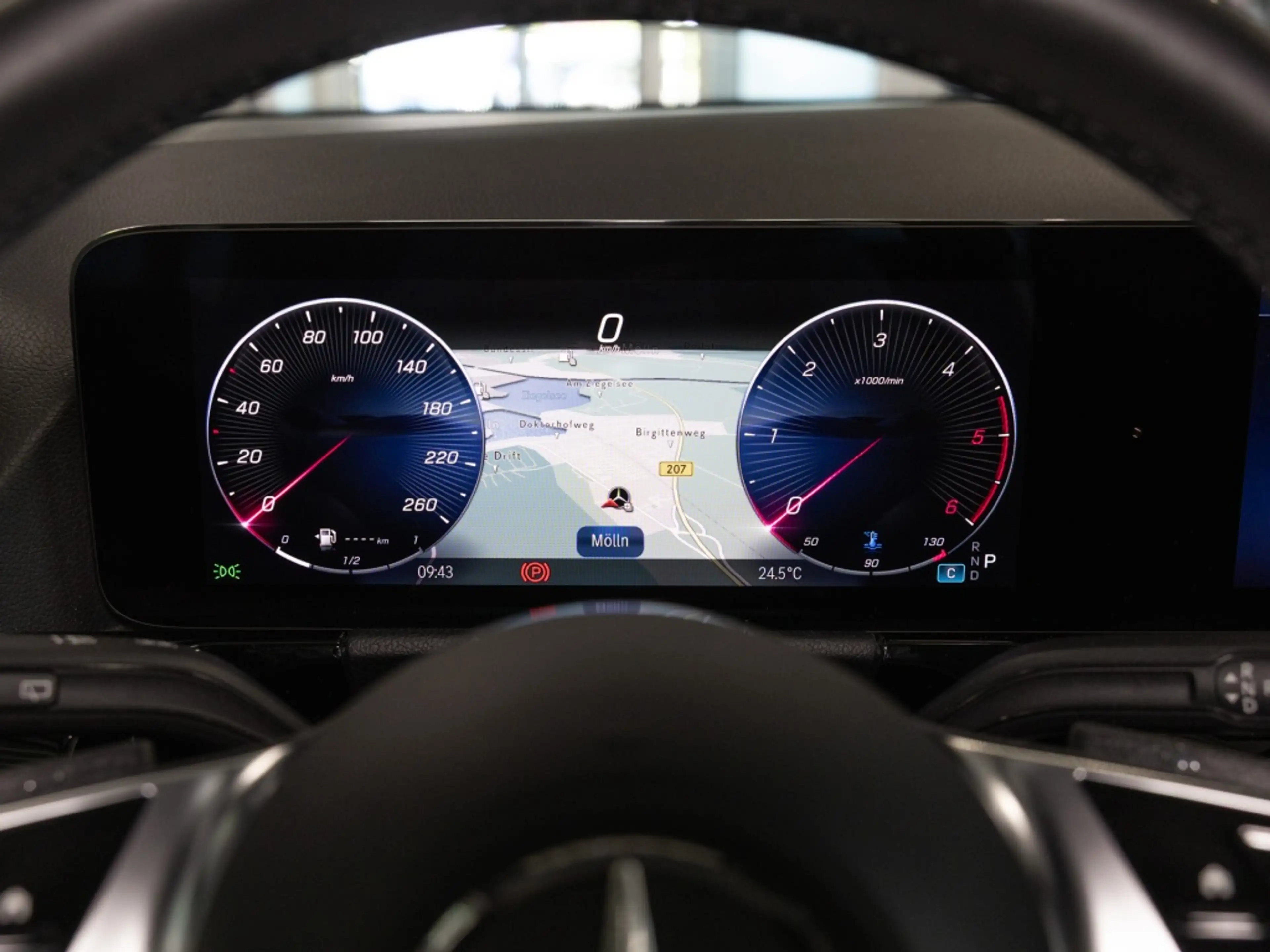 Mercedes-Benz GLA 200 d , PROGRESSIVE AHK KAMERA PANO SPUR PDC — photo 13