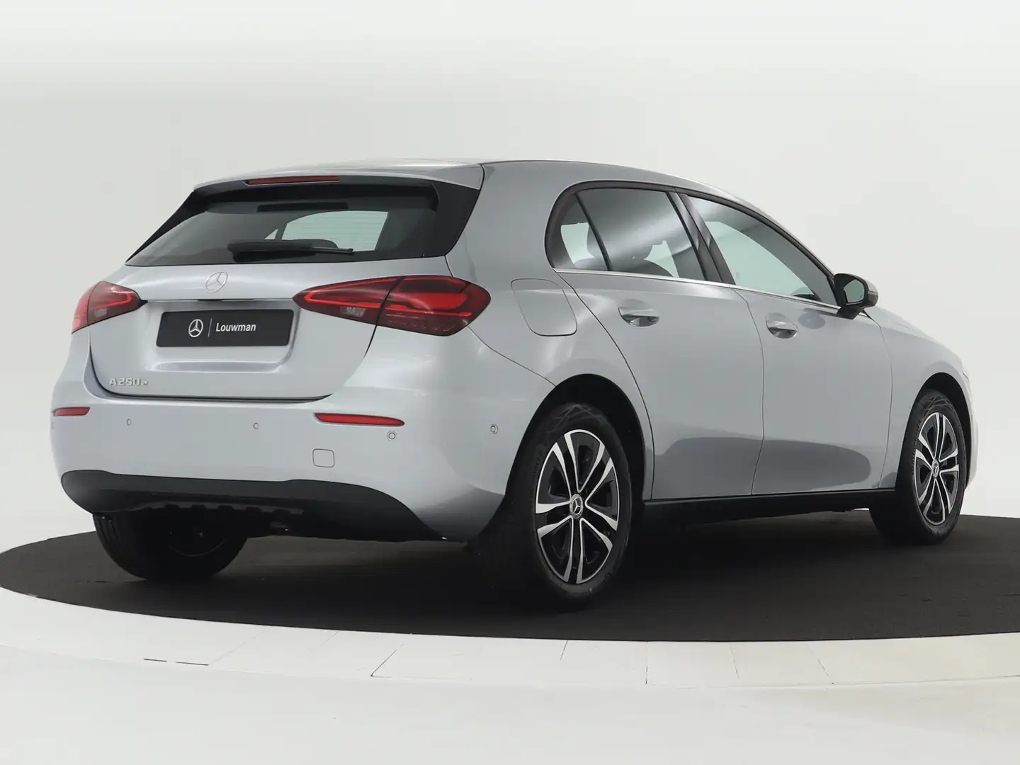 Mercedes-Benz A 250 250e Star Edition | Dodehoekassistent | Verwarmde Zilver - 2