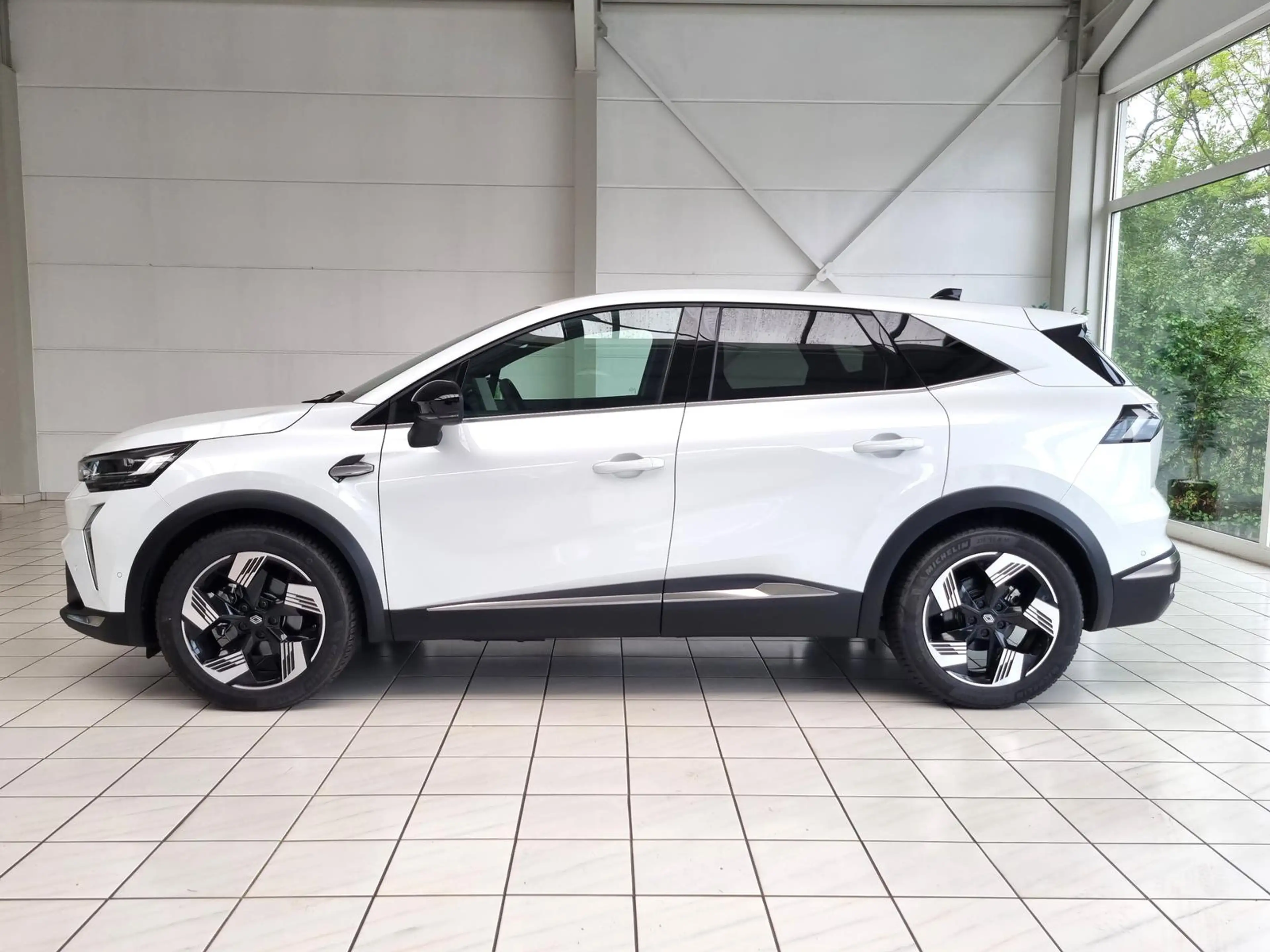 Renault Symbioz 1.8 160 E-Tech Full Hybrid Techno #e. Heckklappe — photo 9